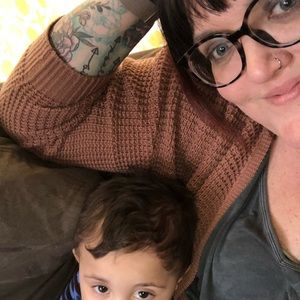 Meet your Posher, Becca